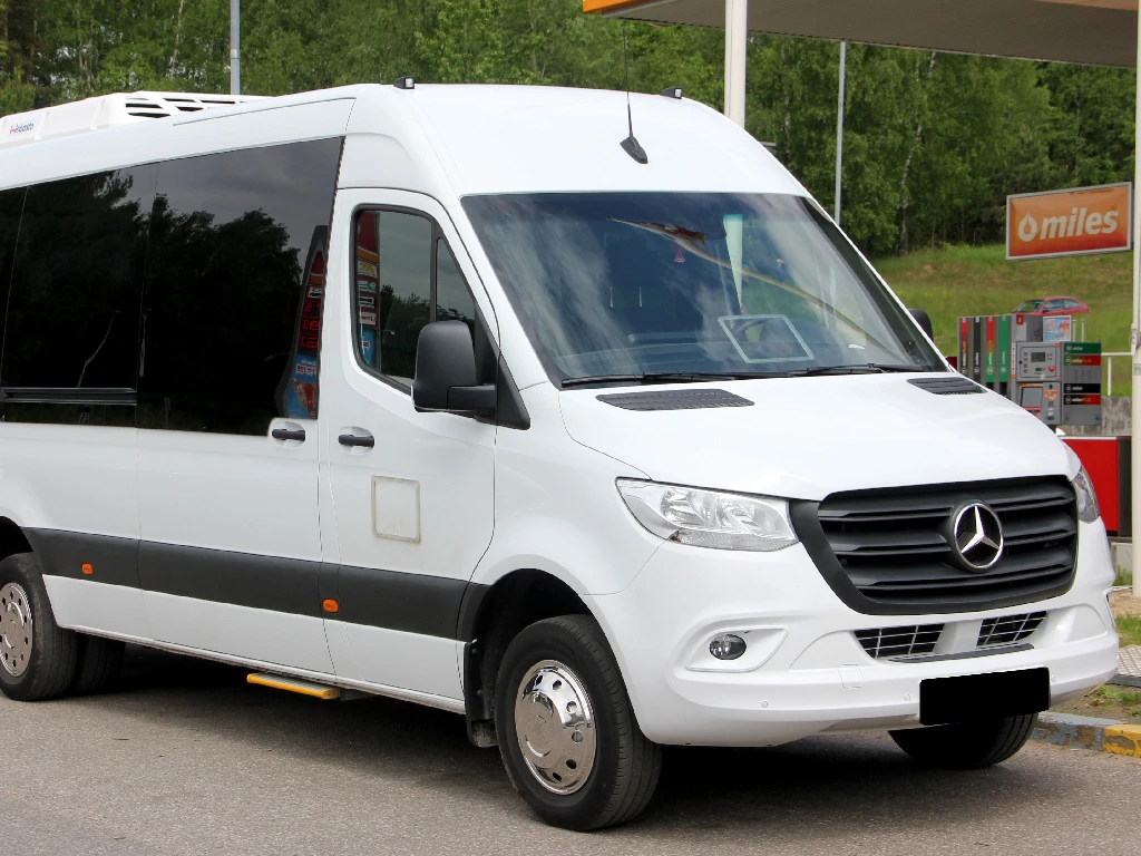 Mercedes-Benz Sprinter 2019 metų 30 vietų mikroautobusas nuomai
