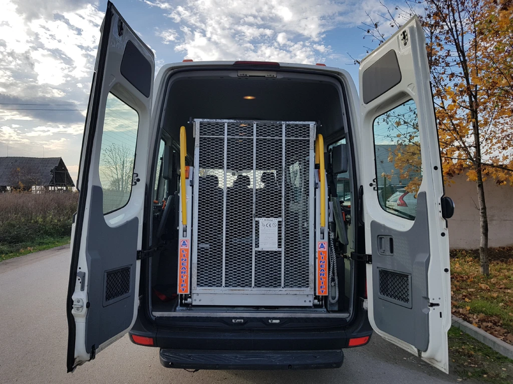 Volkswagen Crafter mikroautobuso galinė bagažo erdvė