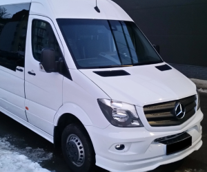 Mercedes-Benz Sprinter M3 27 vietų 2018 metų mikroautobusas nuomai