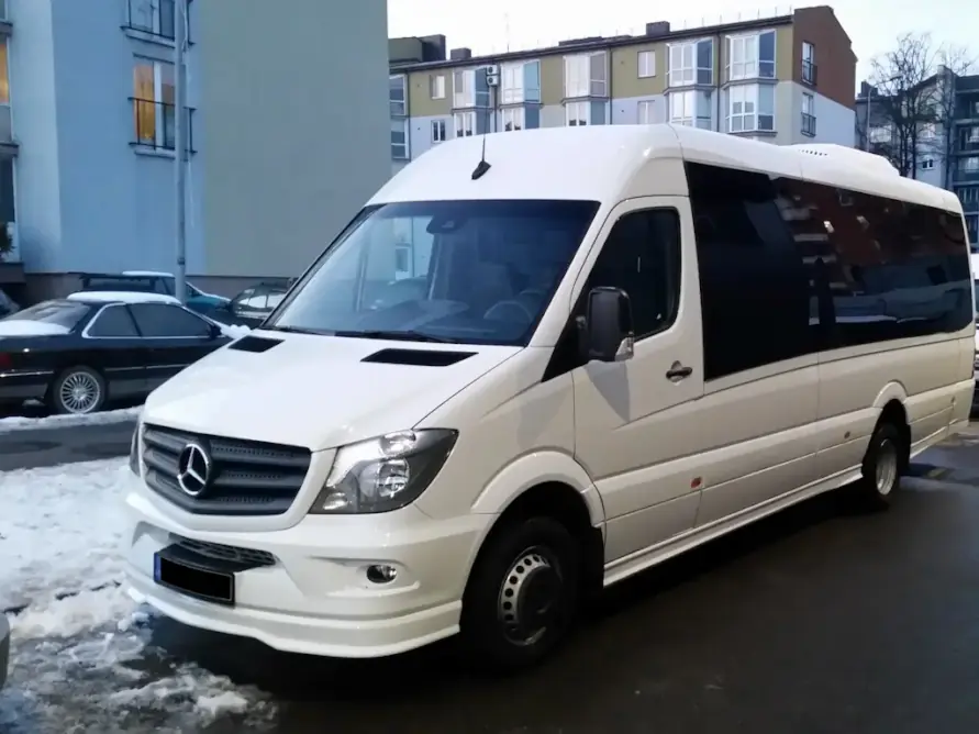 Mikroautobusų nuoma trumpam ir ilgesniam laikui Vilniuje